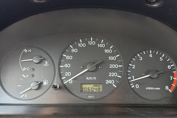 Mazda 626, Бензин, 1.8, Механическая, Передний привод, Хэтчбек - 16