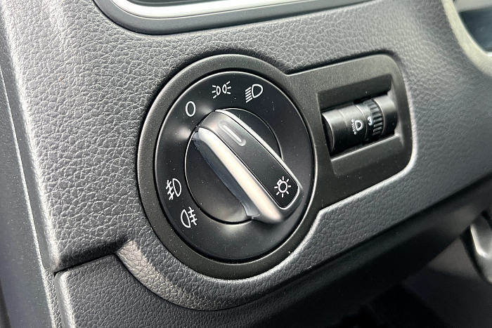 Volkswagen Polo Sedan, Бензин, 1.6, Автомат, Передний привод, Седан - 18