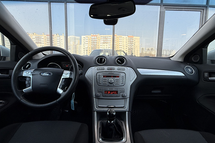 Ford Mondeo, Дизель, 2.0, Механическая, Передний привод, Универсал - 8