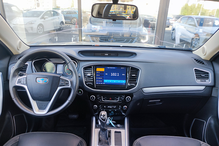 Geely Emgrand X7, Бензин, 2.0, Автомат, Передний привод, Внедорожник - 8