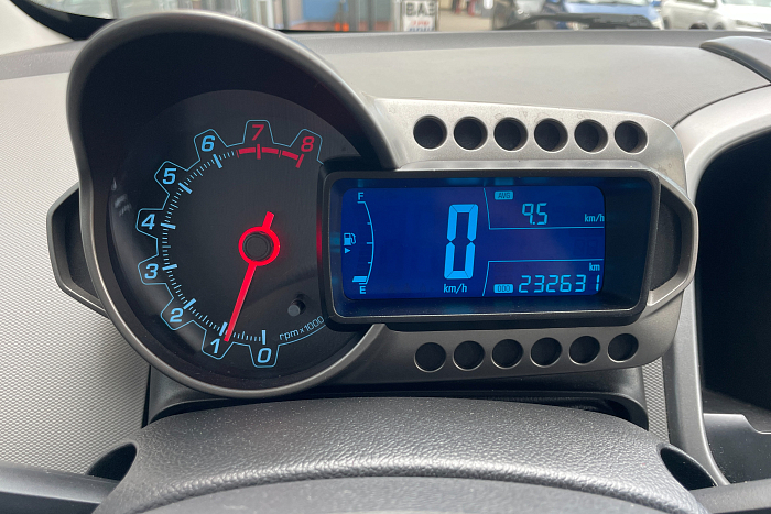 Chevrolet  Aveo, Бензин, 1.6, Механическая, Передний привод, Седан - 14