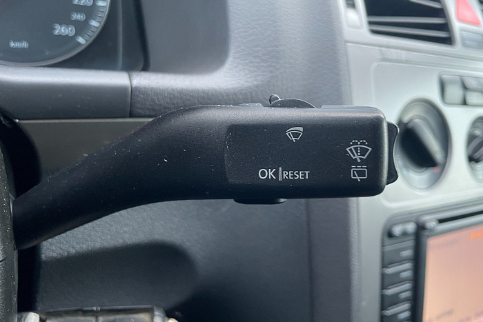 Volkswagen  Touran, Дизель, 1.9, Механическая, Передний привод, Минивэн - 16