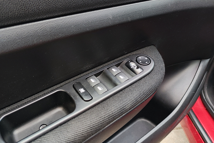 Peugeot 307, Бензин, 1.6, Механическая, Передний привод, Универсал - 18