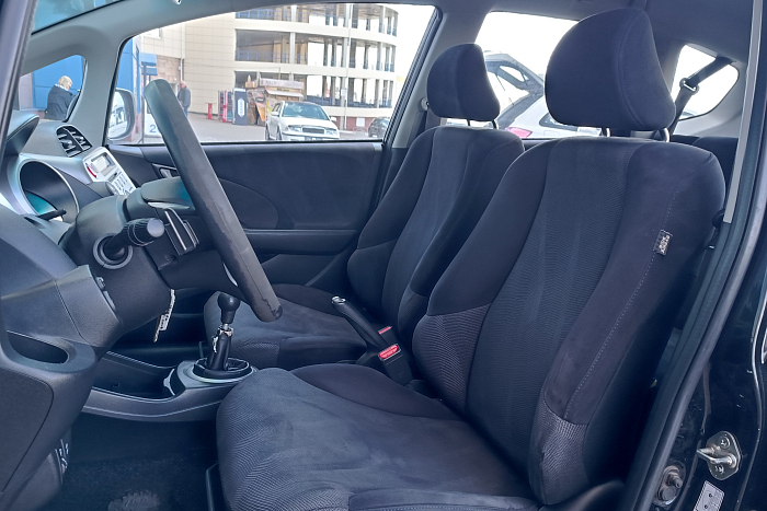 Honda Jazz, Бензин, 1.3, Механическая, Передний привод, Хэтчбек - 10