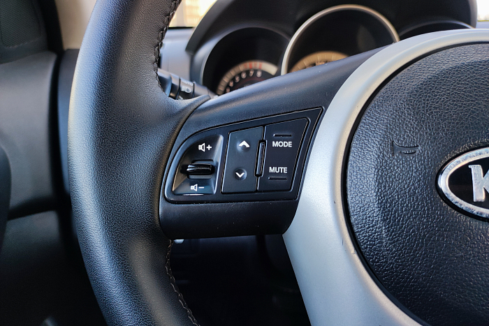 Kia Cerato, Бензин, 1.6, Автомат, Передний привод, Седан - 19
