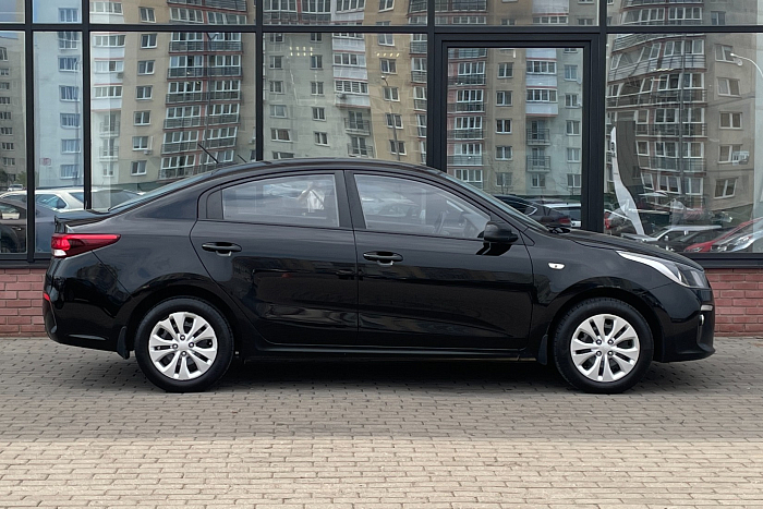 Kia  Rio, Бензин, 1.6, Механическая, Передний привод, Седан - 4