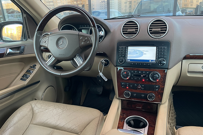 Mercedes-Benz GL 420 CDI, Дизель, 4.0, Автомат, Полный привод, Внедорожник - 9