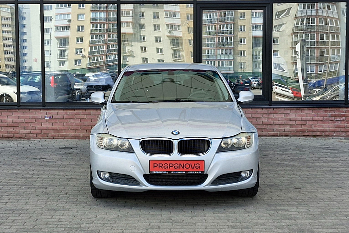 BMW 318 , Дизель, 2.0, Механическая, Задний привод, Седан - 1