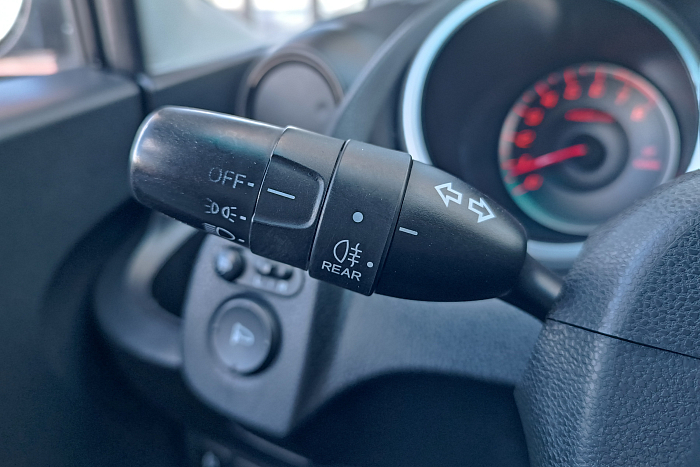 Honda Jazz, Бензин, 1.3, Механическая, Передний привод, Хэтчбек - 15