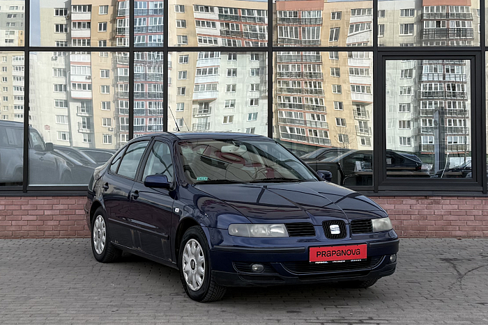 SEAT Toledo, Бензин, 1.6, Механическая, Передний привод, Седан - 2
