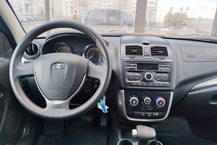 Lada Granta, Бензин, 1.6, Автомат, Передний привод, Хэтчбек - 9