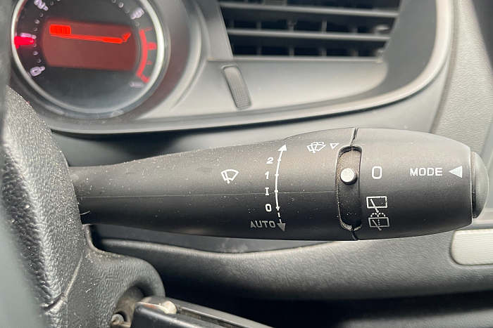 Citroen C5, Газ-бензин, 1.8, Механическая, Передний привод, Универсал - 17