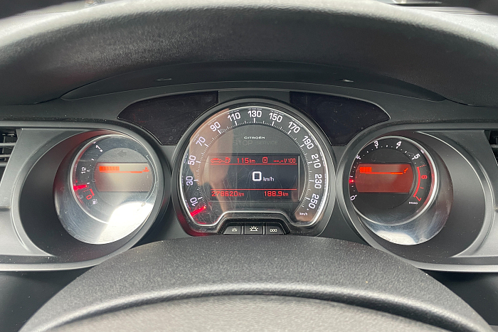 Citroen C5, Газ-бензин, 1.8, Механическая, Передний привод, Универсал - 14