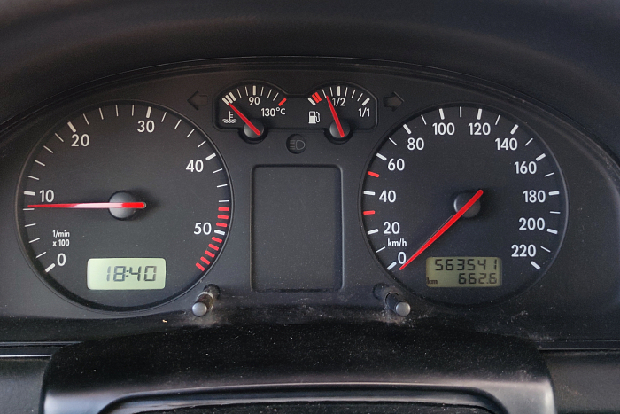 Volkswagen Passat, Дизель, 1.9, Механическая, Передний привод, Универсал - 13