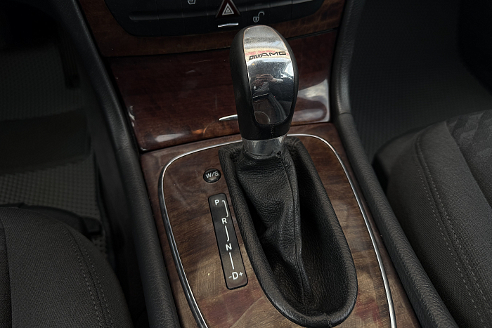 Mercedes-Benz W211, Бензин, 1.8, Автомат, Задний привод, Седан - 17