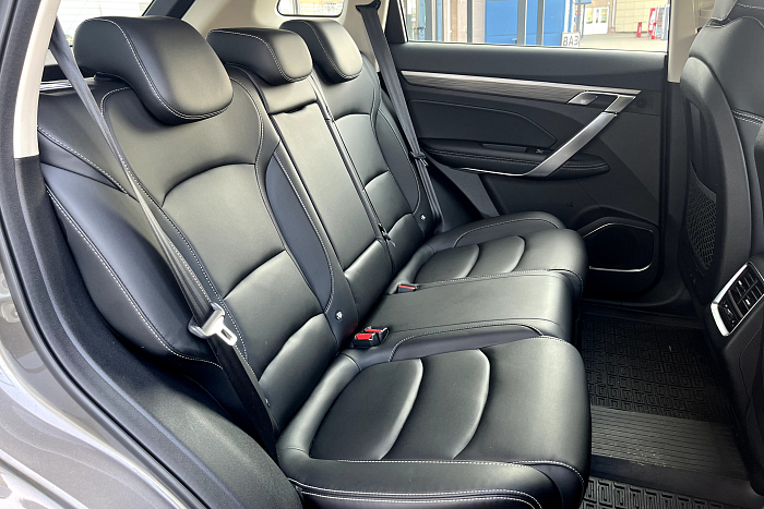 Geely Atlas Pro, Бензин, 1.5, Робот, Полный привод, Кроссовер - 10