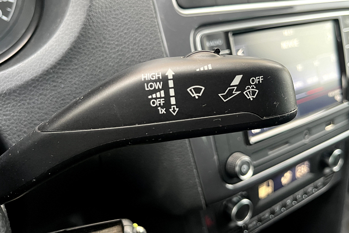 Volkswagen Polo Sedan, Бензин, 1.4, Механическая, Передний привод, Седан - 18