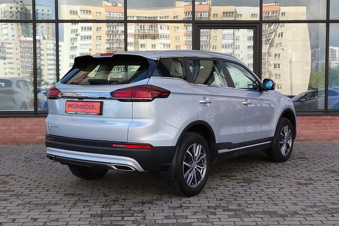 Geely Atlas Pro, Бензин, 1.5, Автомат, Передний привод, Внедорожник - 4