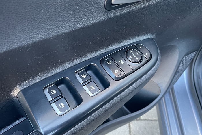 Kia  Rio X-line, Бензин, 1.6, Автомат, Передний привод, Универсал - 21