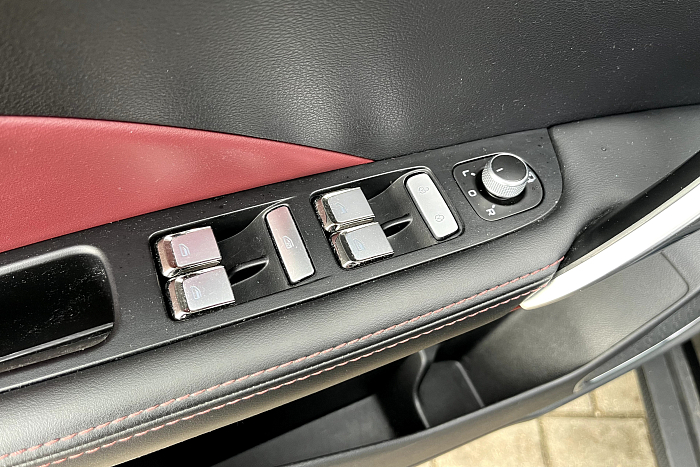 Belgee X50, Бензин, 1.5, Робот, Передний привод, Внедорожник - 26