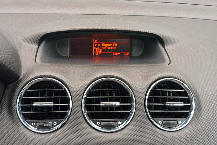 Peugeot 308, Бензин, 1.6, Автомат, Передний привод, Хэтчбек - 21