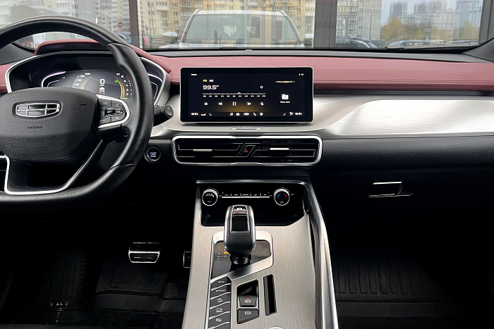 Geely Coolray, Бензин, 1.5, Робот, Передний привод, Внедорожник - 15