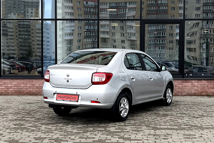 Renault Logan, Бензин, 1.6, Механическая, Передний привод, Седан - 3
