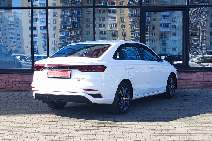 Geely Emgrand, Бензин, 1.5, Вариатор, Передний привод, Седан - 4