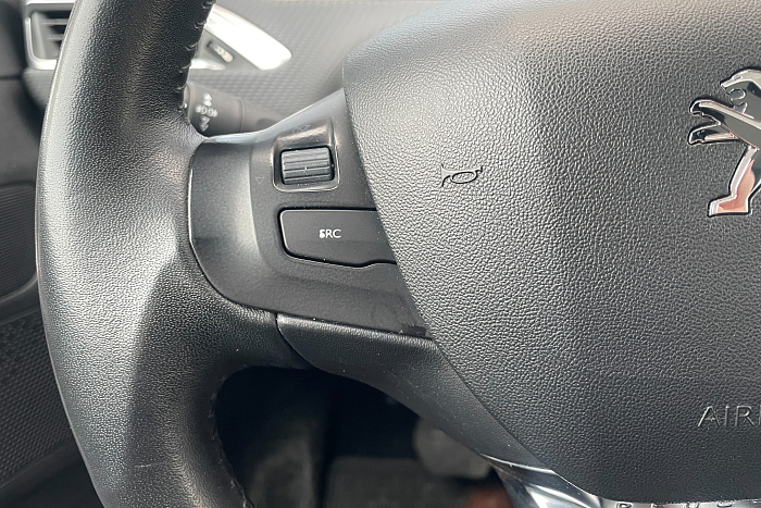 Peugeot 2008, Бензин, 1.6, Автомат, Передний привод, Универсал - 16