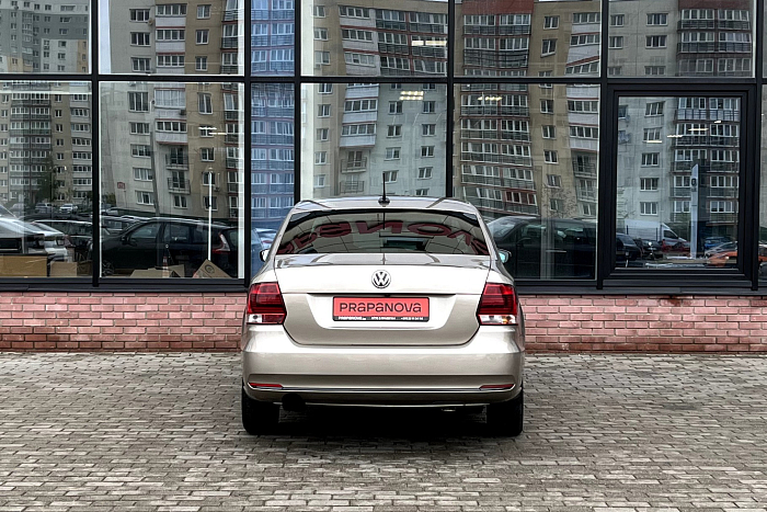 Volkswagen Polo Sedan, Бензин, 1.6, Автомат, Передний привод, Седан - 4