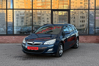 Opel Astra J, Бензин, 1.4, Механическая, Передний привод, Универсал