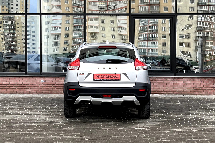 Lada Xray Cross, Бензин, 1.8, Механическая, Передний привод, Хэтчбек - 4