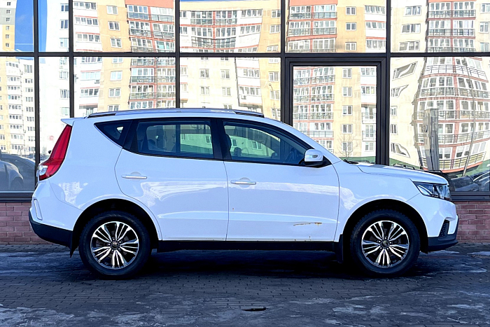 Geely Emgrand X7, Бензин, 2.0, Автомат, Передний привод, Внедорожник - 2