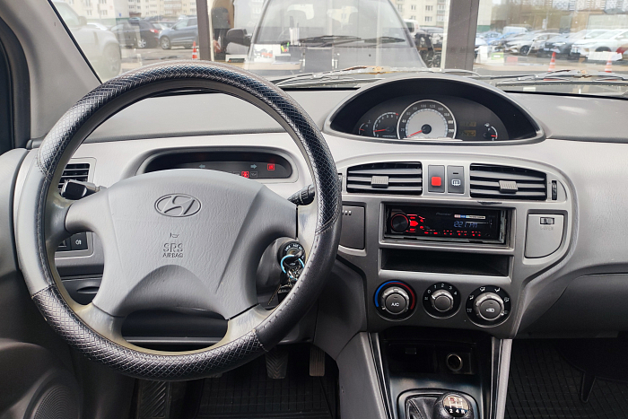 Hyundai Matrix, Бензин, 1.6, Механическая, Минивэн - 9