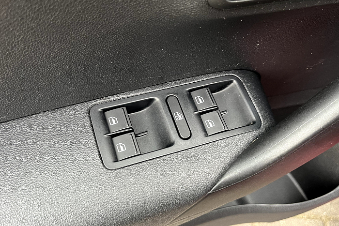 Volkswagen Polo Sedan, Бензин, 1.4, Механическая, Передний привод, Седан - 21