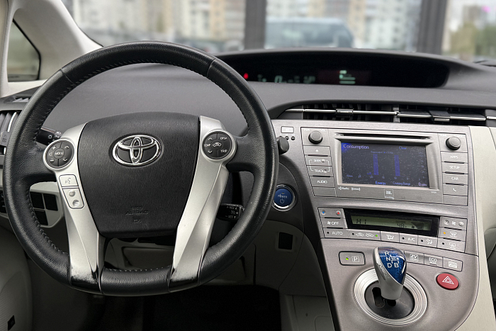 Toyota Prius, Бензин, 1.8, Вариатор, Передний привод, Хэтчбек - 8