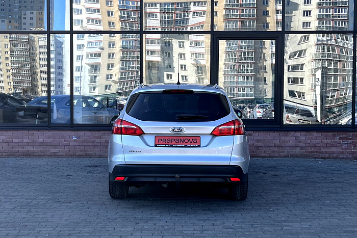Ford Focus, Дизель, 1.5, Робот, Передний привод, Универсал - 4
