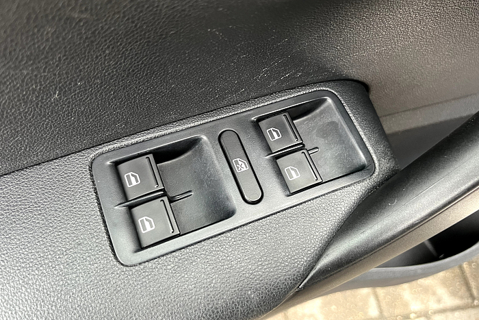 Volkswagen Polo Sedan, Бензин, 1.6, Автомат, Передний привод, Седан - 21