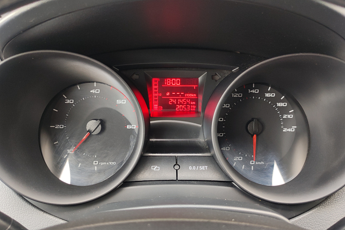 SEAT Ibiza, Дизель, 1.4, Механическая, Передний привод, Хэтчбек - 12
