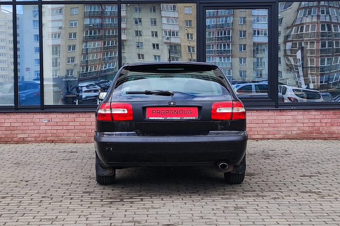 Volvo V40, Бензин, 2.0, Автомат, Передний привод, Универсал - 5