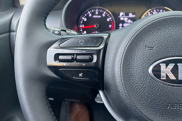 Kia  Rio X-line, Бензин, 1.6, Автомат, Передний привод, Хэтчбек - 16