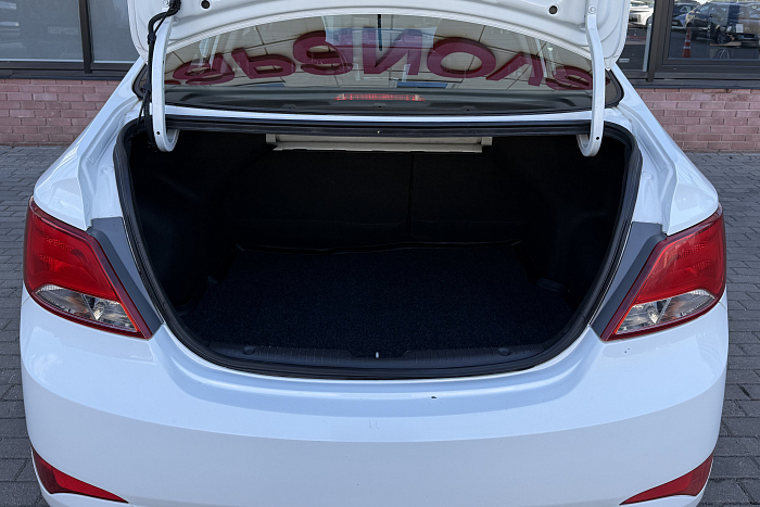 Hyundai Solaris, Бензин, 1.6, Механическая, Передний привод, Седан - 21