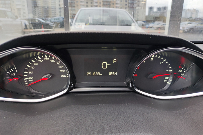 Peugeot 308, Дизель, 1.6, Автомат, Передний привод, Универсал - 14