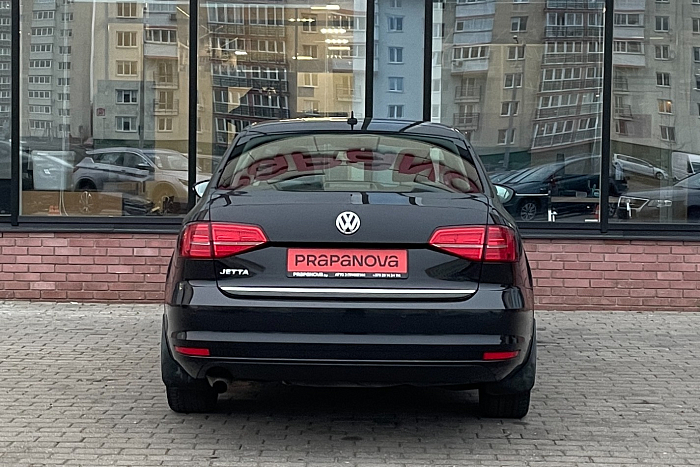 Volkswagen  Jetta, Бензин, 1.6, Автомат, Передний привод, Седан - 33