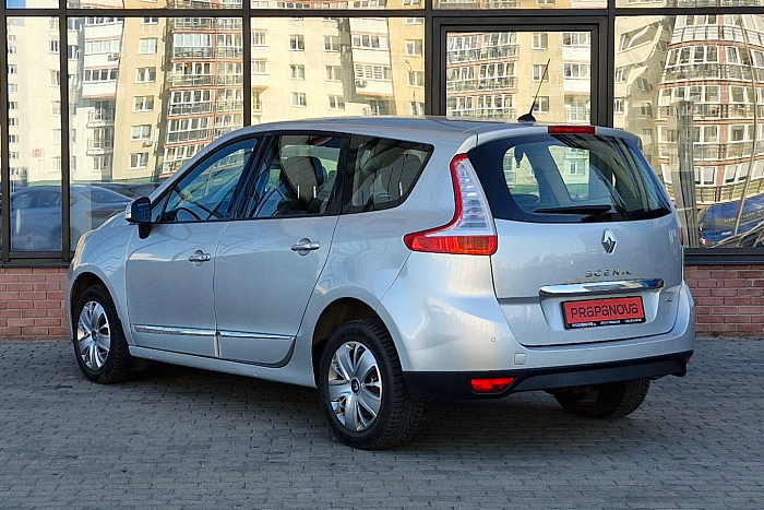 Renault Grand Scenic, Дизель, 1.5, Механическая, Передний привод, Минивэн - 3