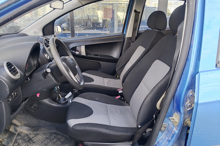 Geely LC Cross, Бензин, 1.3, Механическая, Передний привод, Хэтчбек - 10