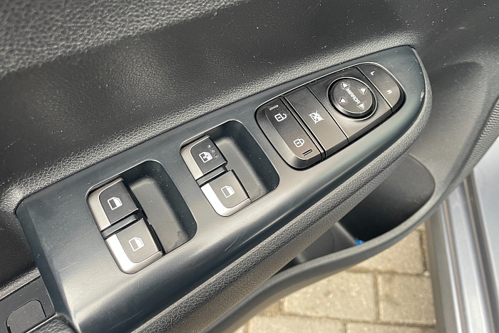 Kia  Rio X-line, Бензин, 1.6, Автомат, Передний привод, Универсал - 22