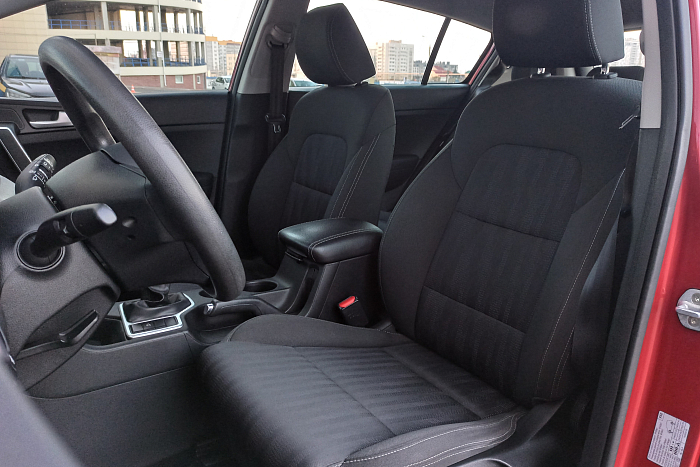 Kia  Sportage , Бензин, 1.6, Механическая, Передний привод, Внедорожник - 10