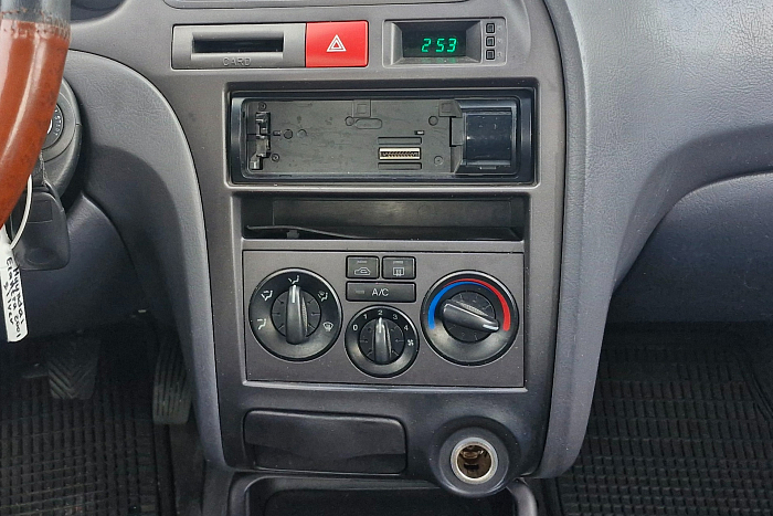 Hyundai Elantra, Дизель, 2.0, Механическая, Передний привод, Седан - 16