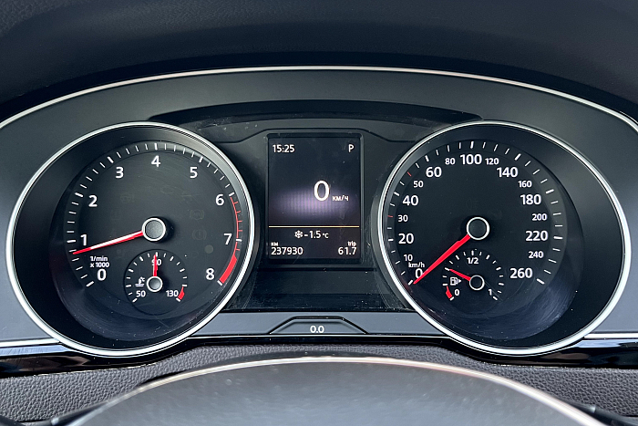 Volkswagen Passat B8, Бензин, 1.8, Робот, Передний привод, Седан - 12